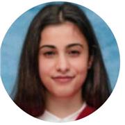 Soy estudiante de Educación Primaria Bilingue. Llevo estudiando inglés desde los siete. Actualmente, me estoy preparando el C1 (Cambridge) y estoy en un colegio haciendo las prácticas. Si quieres que tus niños disfruten y valoren el hecho de conocer un id